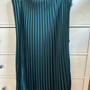 J. Crew Deep Green A-Line Pleated Skirt